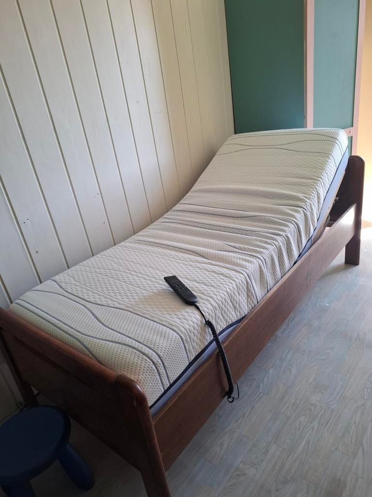 1 persoonsbed, Huis en Inrichting, Slaapkamer | Bedden, Ophalen, Verstelbaar, 90 cm, Eenpersoons