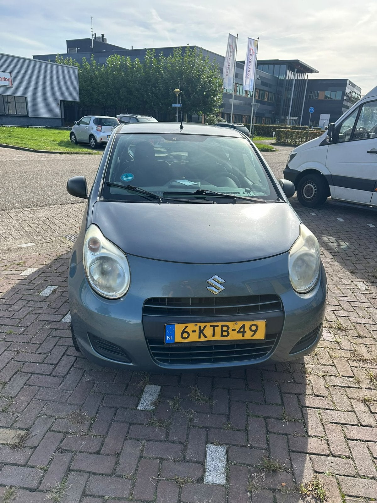 Suzuki Alto 1.0 2012 Grijs, Auto's, Voorwielaandrijving, 200 kg, 4 stoelen, Handgeschakeld