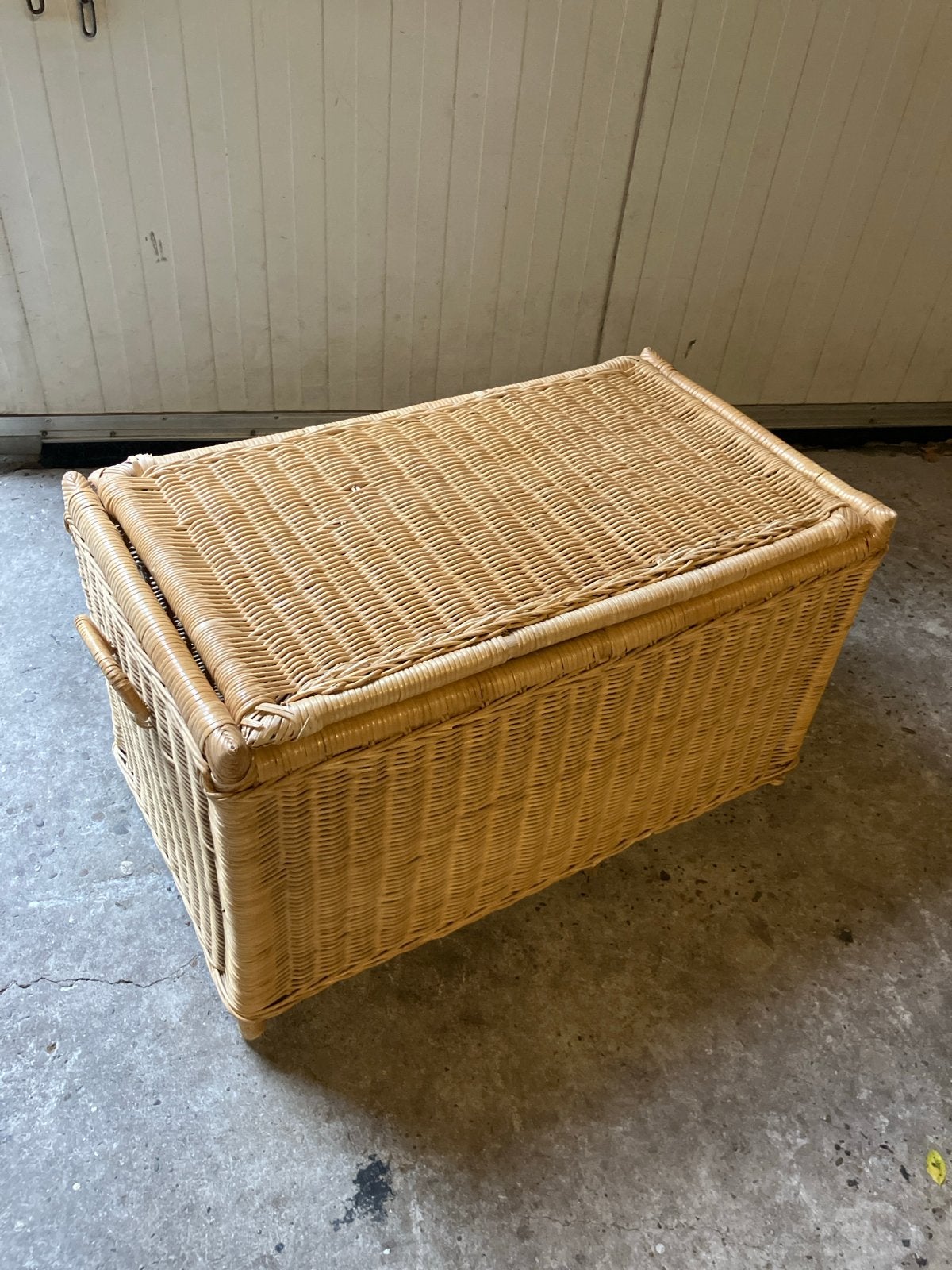 Grote rieten mand met deksel - 80x45x45 cm, Huis en Inrichting, Ophalen, Minder dan 50 cm, Gebruikt, 50 tot 100 cm