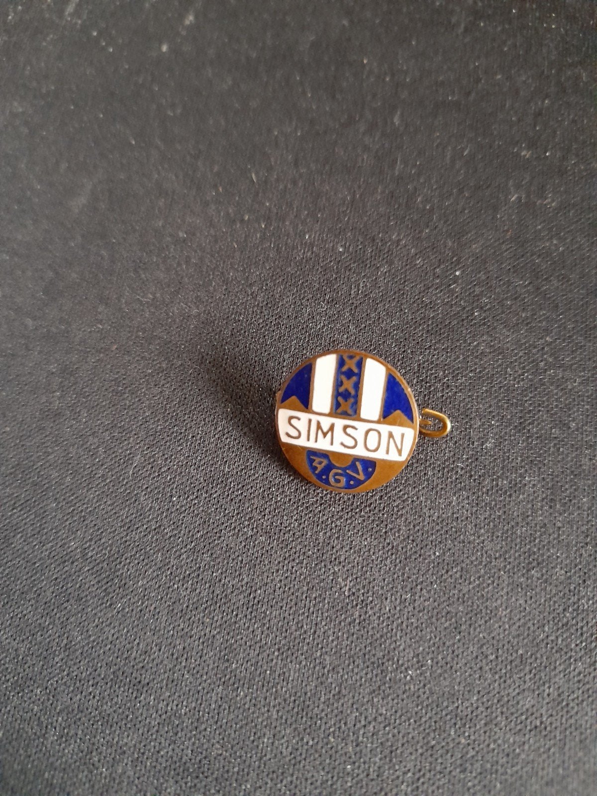 A.G.V. Simson, Ophalen of Verzenden, Gebruikt, Sport, Speldje of Pin