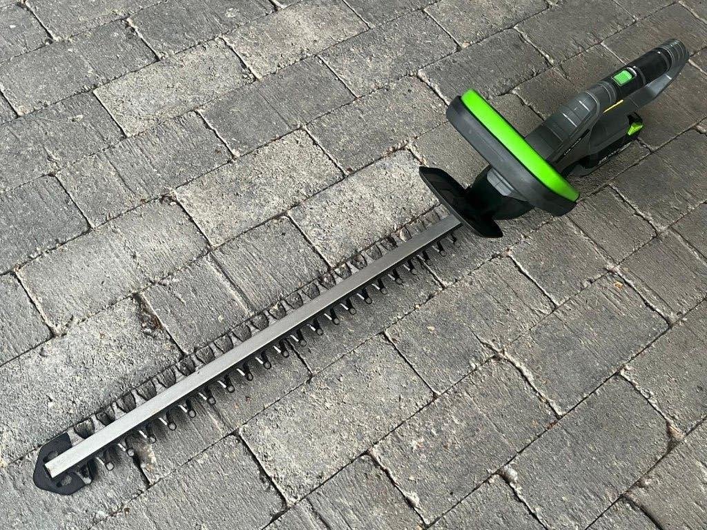 Lux-Tools accu heggenschaar 20V + 4.0Ah accu + lader, Tuin en Terras, Heggenscharen, Zo goed als nieuw, Accu, Ophalen