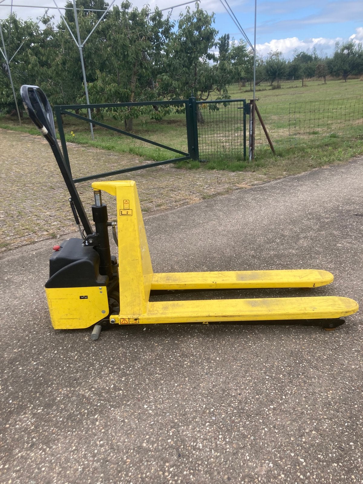 Pompwagen hoogheffer electrisch, Ophalen, Gebruikt