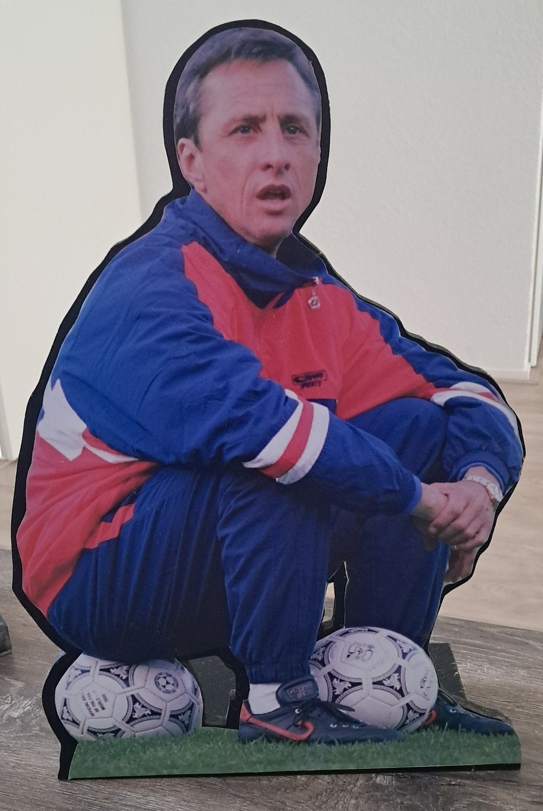 Houten beeldje Johan Cruijff als trainer FC Barcelona, Ophalen of Verzenden, Zo goed als nieuw, Buitenlandse clubs, Beeldje of Poppetje