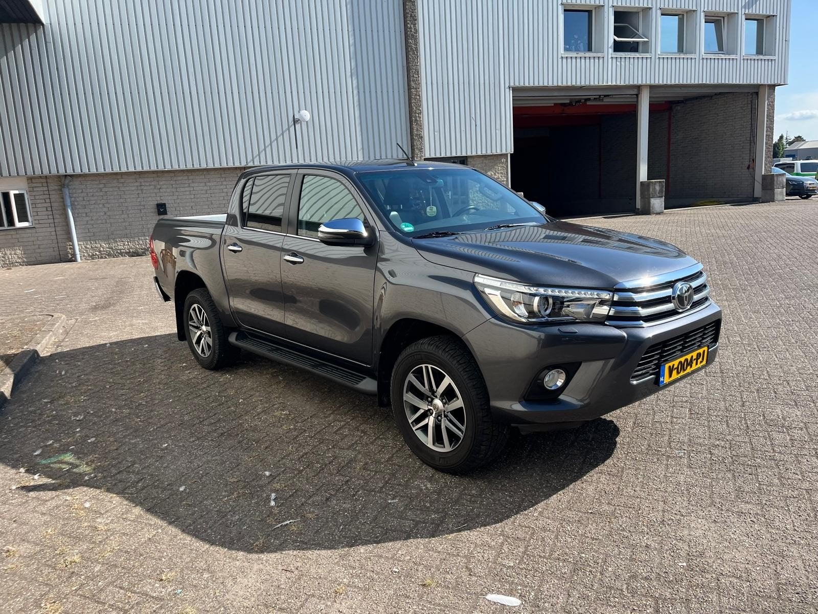 Toyota Hilux 2.4 D-4d 4WD 150PK 2018, 4 cilinders, Bedrijf, Diesel, 2 stoelen