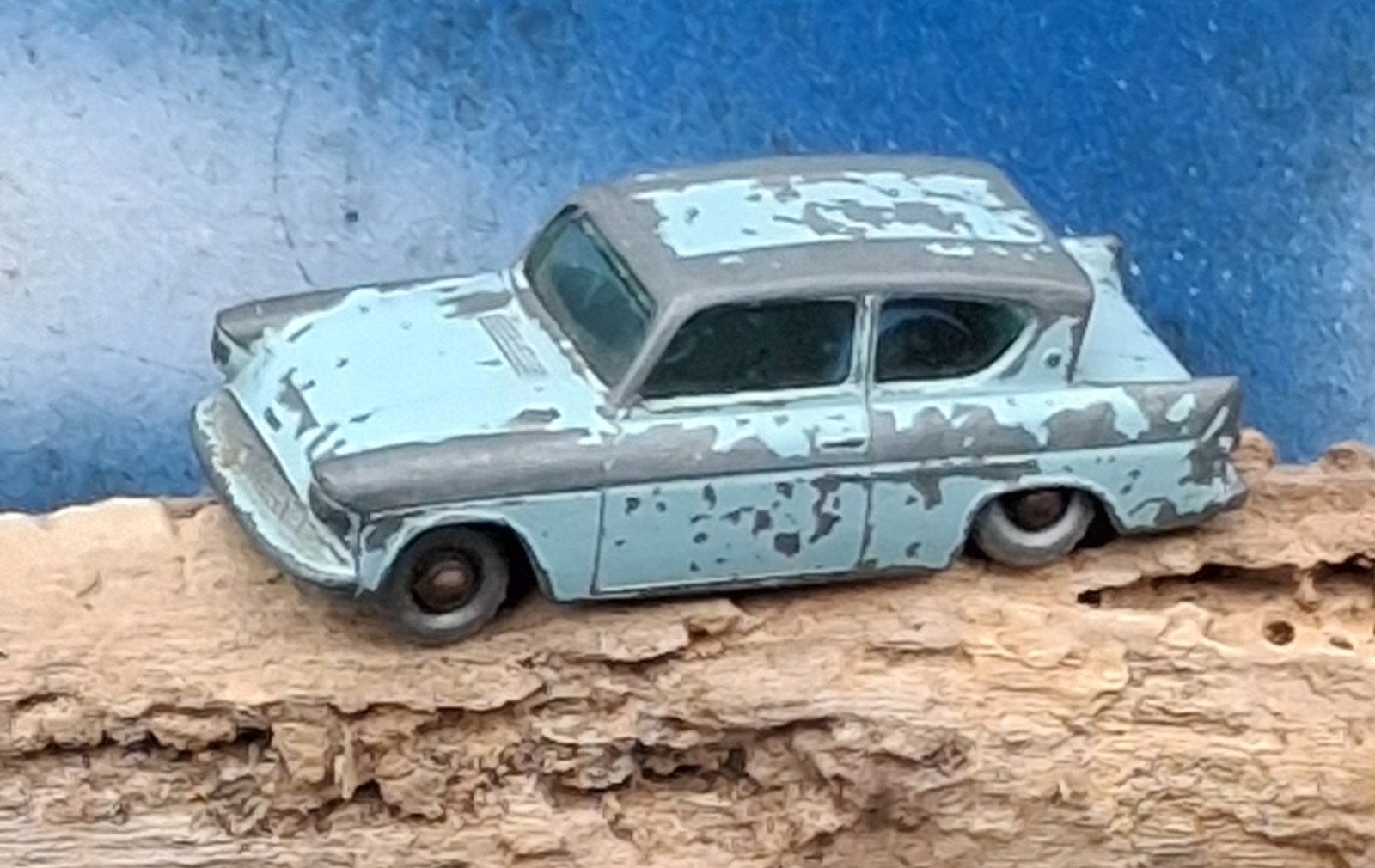 Lessen Ford Anglia. No 7. 1 : 64. Ca 1960., Ophalen of Verzenden, Auto