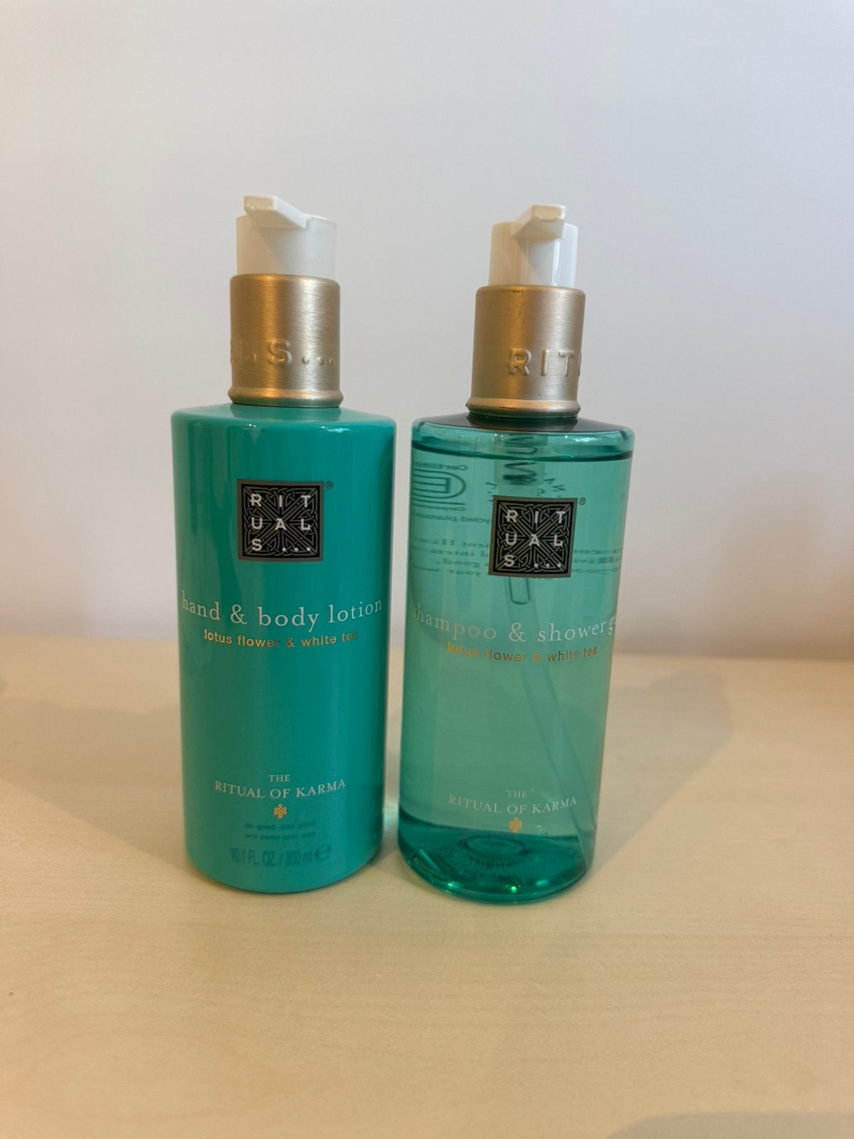 Rituals of Karma - Body Lotion & Shower Gel - 2x 300 ml, Ophalen of Verzenden, Nieuw, Bad & Douche