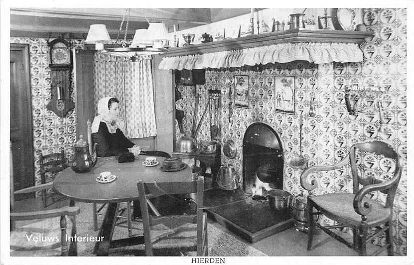 380-618-003 Hierden Veluws Interieur, Verzamelen, Verzenden, Voor 1920, Gelderland