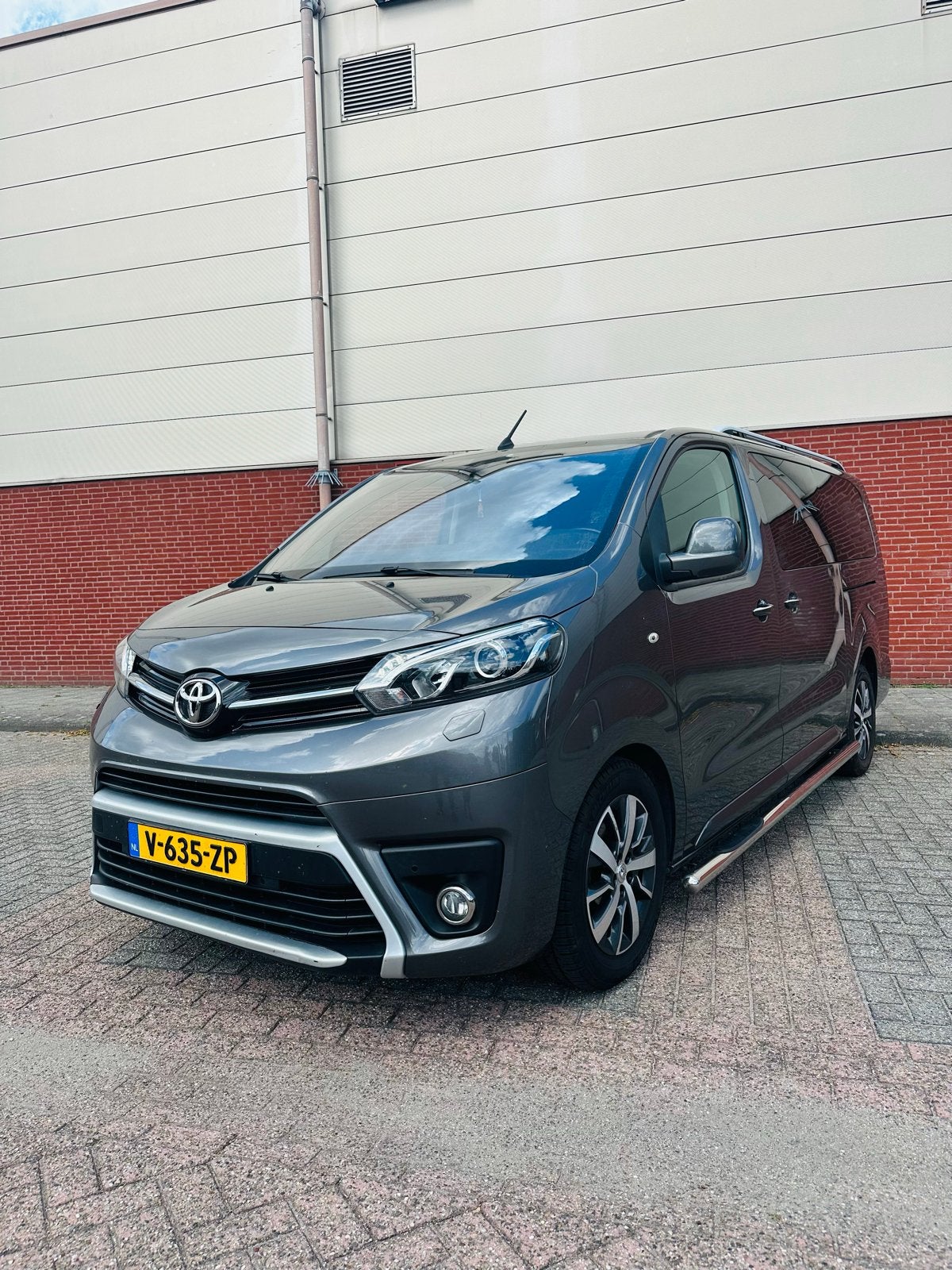 Toyota Proace DC Verso 2.0 D-4d 177pk dubbelcabine, Auto's, Bestelauto's, Stof, 4 cilinders, 2500 kg, Diesel