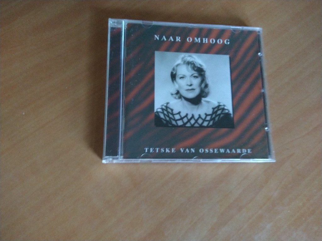 CD Tetske van Ossewaarde - Naar omhoog (gesigneerd), Cd's en Dvd's, Ophalen of Verzenden, Zo goed als nieuw, Levenslied of Smartlap
