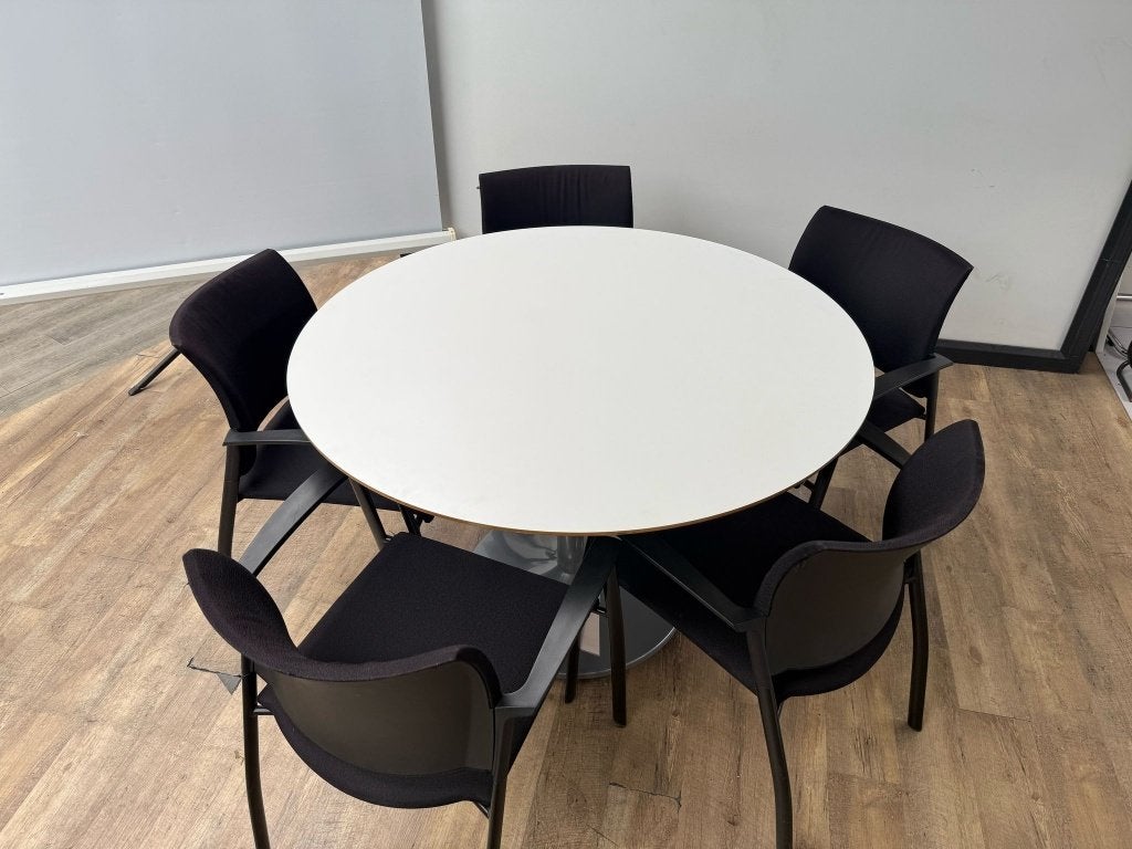 Ronde kantine/vergadertafel wit-aluminium, Ophalen of Verzenden, Gebruikt
