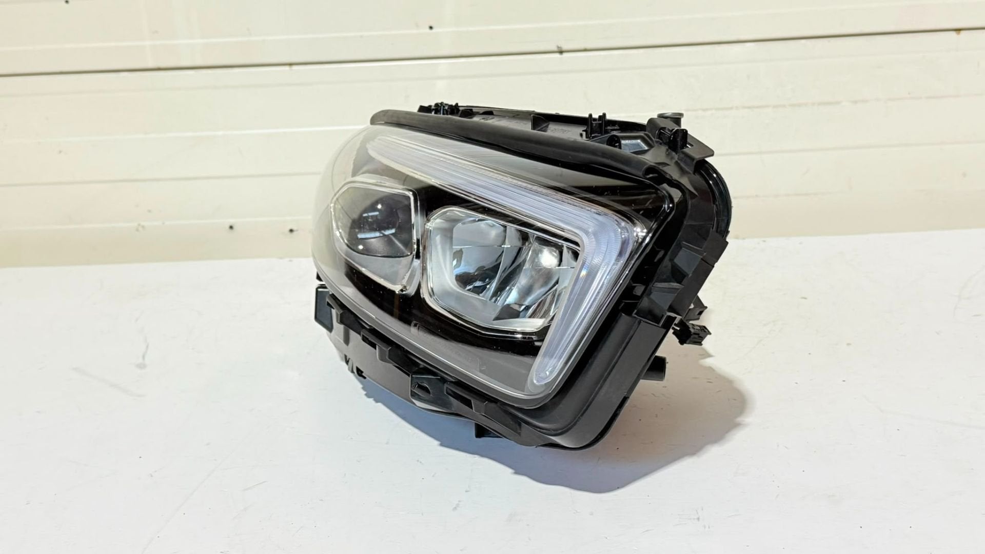 Mercedes-Benz A-klasse W177 LED koplamp rechts A1779064803, Gebruikt, Mercedes-Benz AG, Mercedes-Benz, Ophalen of Verzenden