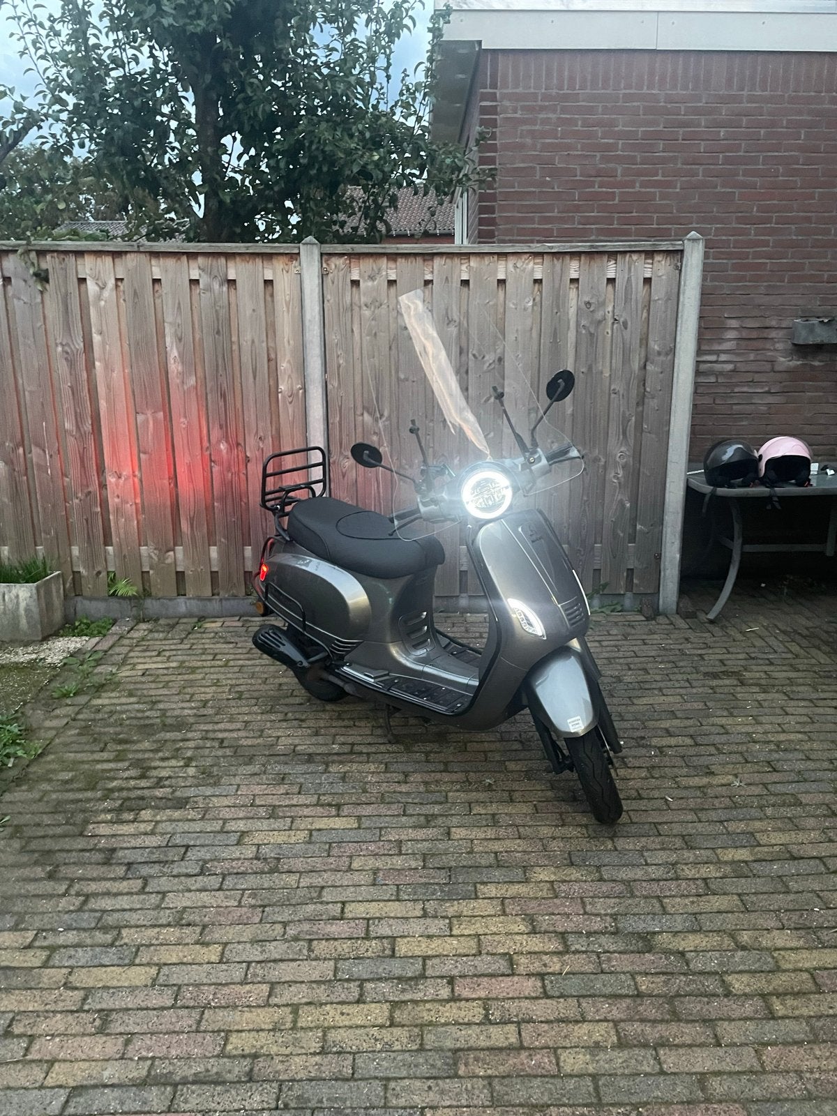 Marengo Scooter - Geel Kenteken - Bouwjaar 2021, Fietsen en Brommers, Gebruikt, Benzine, Ophalen, Overige merken