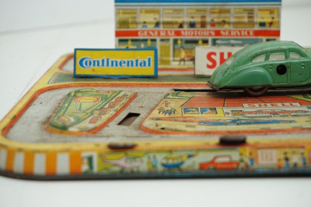 Vintage blikken speelgoedbaan met auto's, Ophalen of Verzenden