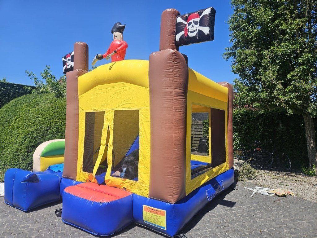 Piraat springkussen incl. plaatsing te huur!, Ophalen, Nieuw, Overige
