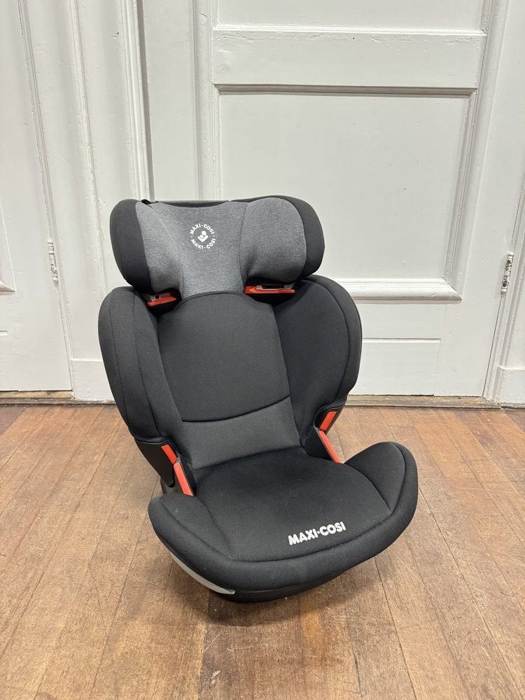 Maxi-Cosi rodifix / zitverhoger met ISOFIX, Ophalen, Verstelbare rugleuning, 15 t/m 36 kg, Zo goed als nieuw