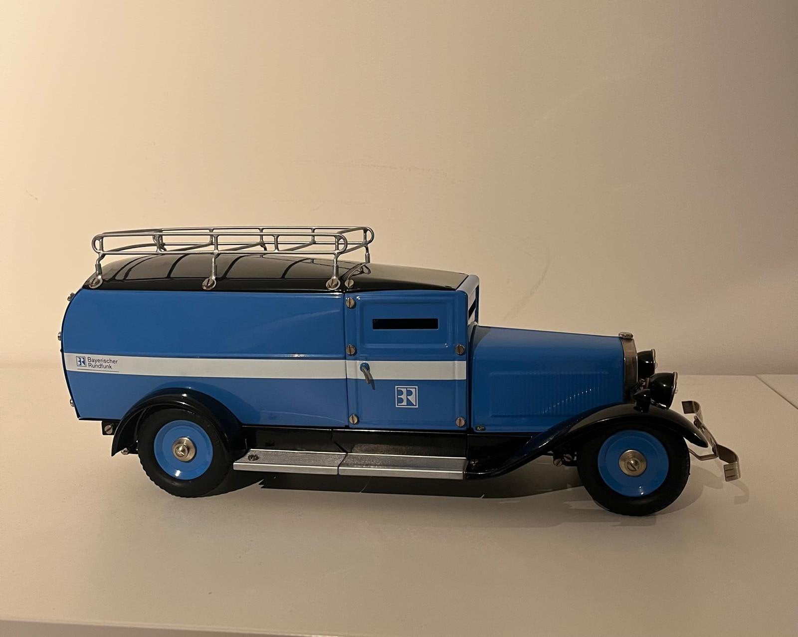 Marklin modelauto 1101, blauw!, Ophalen of Verzenden, Zo goed als nieuw, Auto, Overige merken