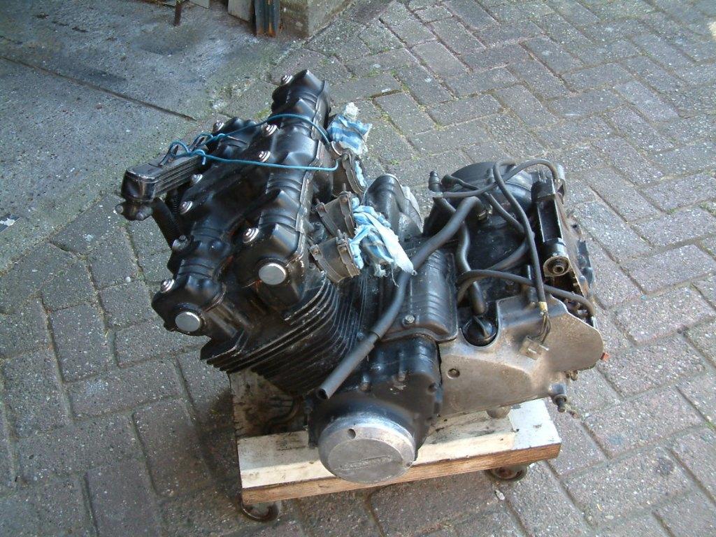 Veel Honda 1979 -1984  -750 -900 cc blokdelen -frame delen, Ophalen, Nieuw