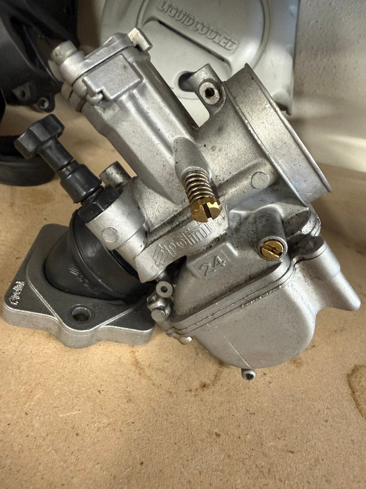 Polini 24mm PWK carburateur + Polini spruitstuk., Ophalen, Zo goed als nieuw, Carburateur