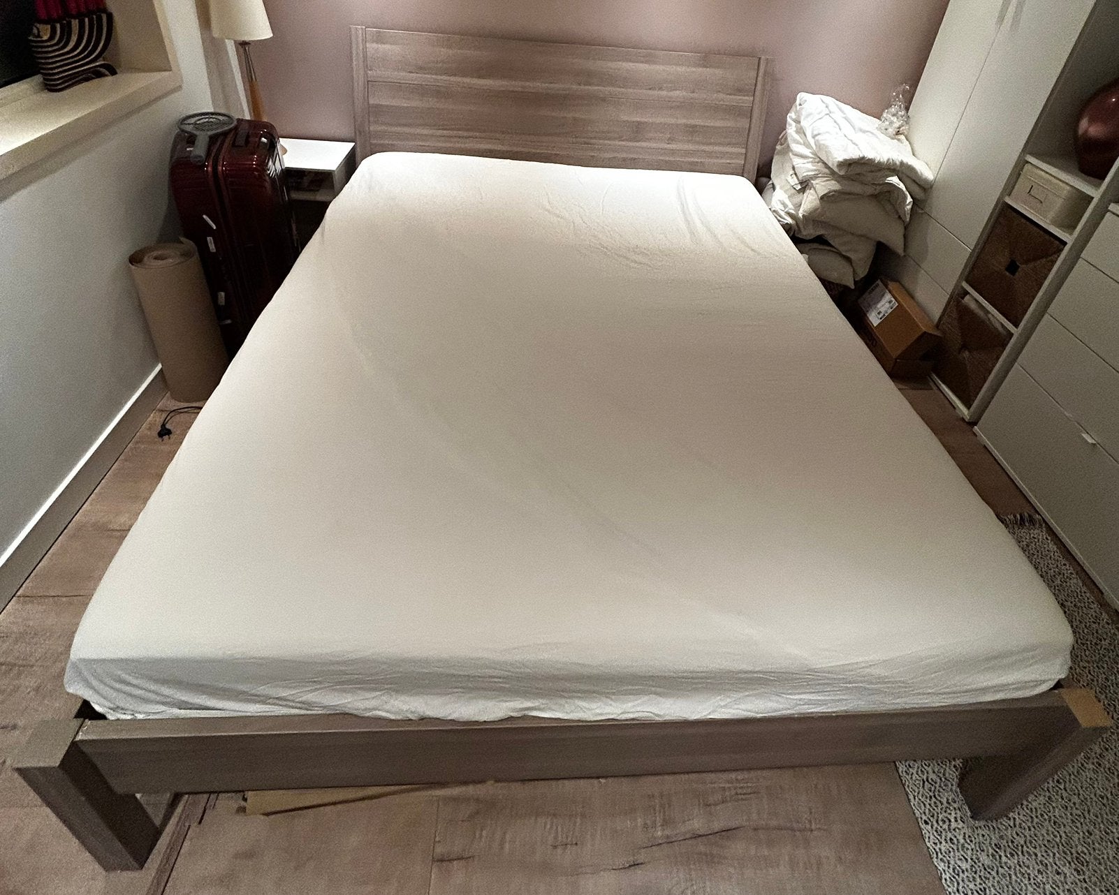 Foto 4 van Tweepersoonsbed met lattenbodem en comfortabel matras
