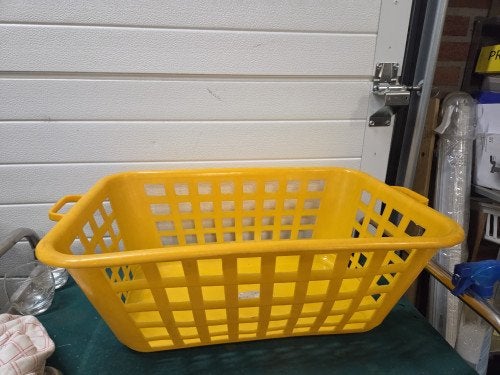 wasmand geel beccon plastics vintage, Ophalen of Verzenden, 'T Olde Gre-j, Info@toldegrej.nl, Endepoelstraat 20f Didam
