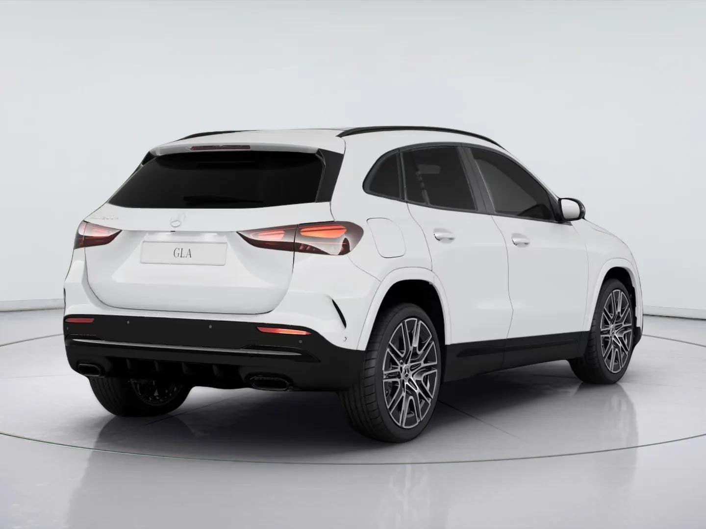 Mercedes-Benz GLA 250 e 140 Years Edition, 1800 kg, Euro 6, 4 cilinders, 16 kWh