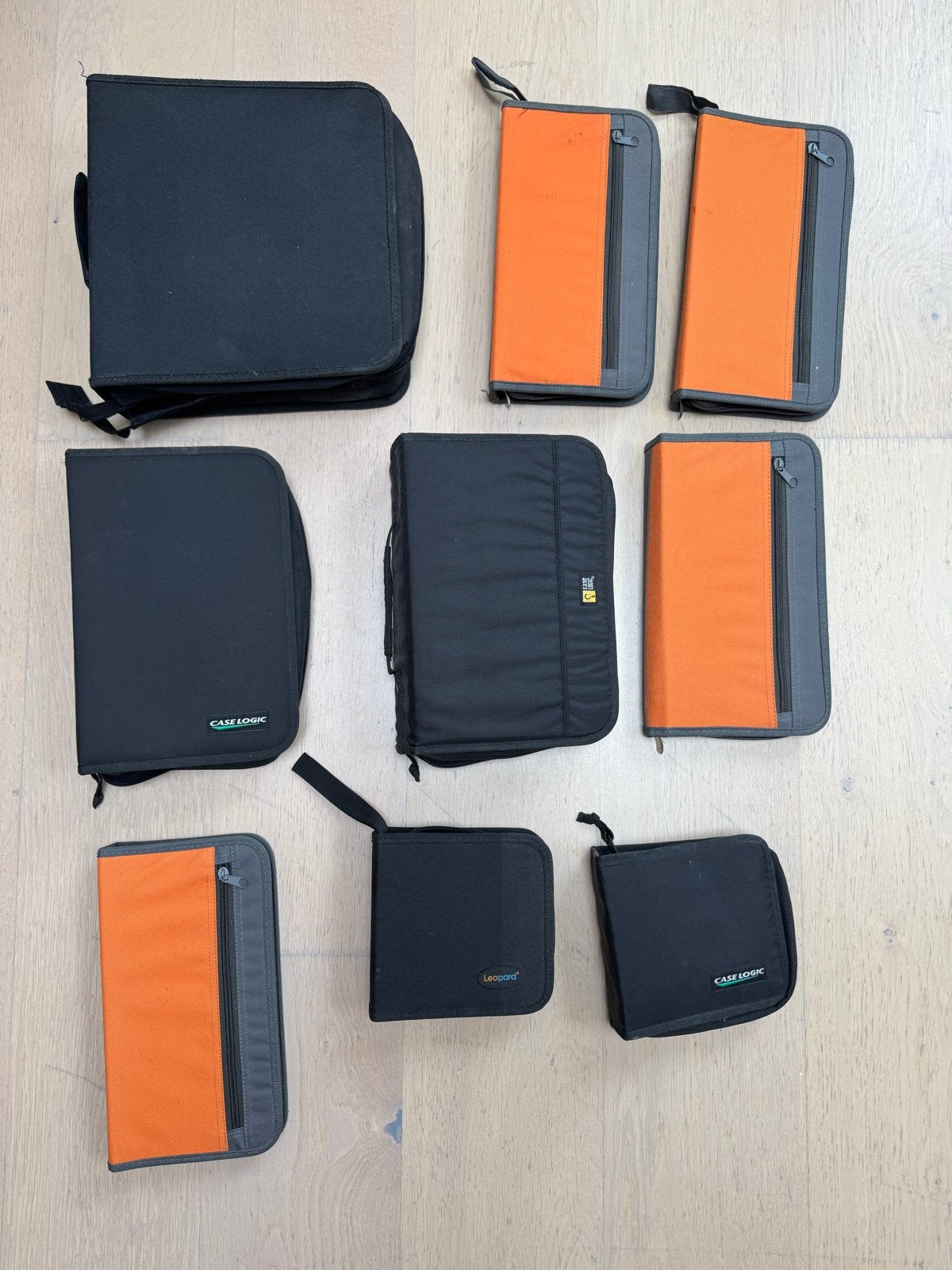 Partij CD/DVD opbergmappen en hoesjes, Kunststof, Gebruikt, 150 discs of meer, Ophalen of Verzenden