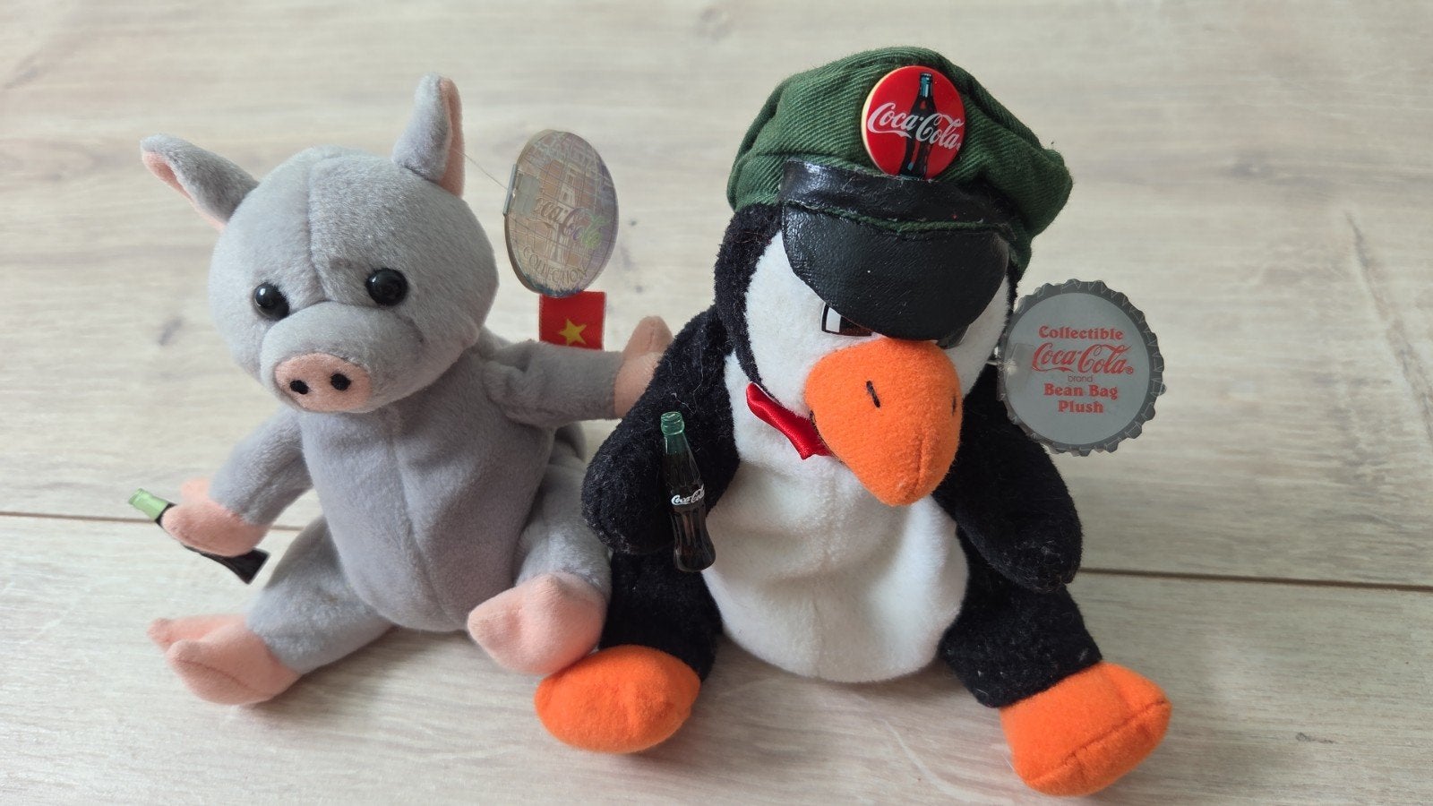 Originele Coca-Cola knuffels uit 1997 met label, Ophalen, Zo goed als nieuw