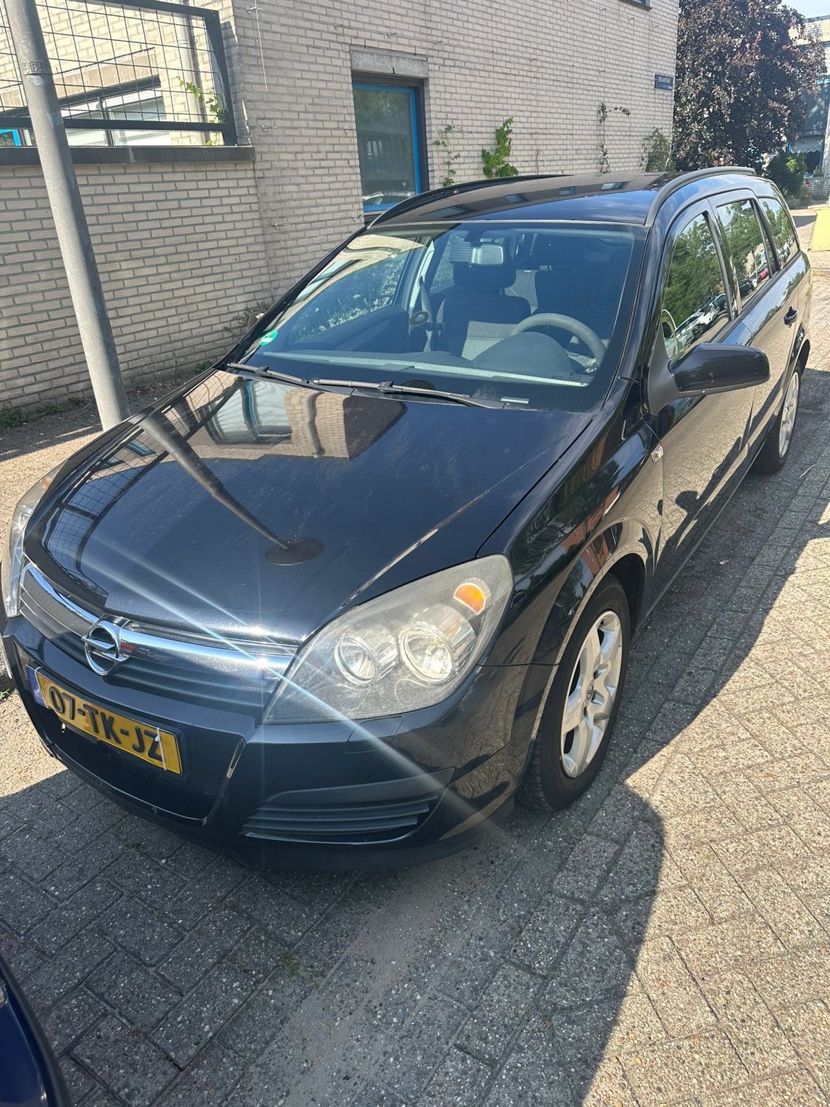 Nieuwe APK tm juli 2027 | Opel Astra Station 1.6 Benzine, Voorwielaandrijving, 15 km/l, 4 cilinders, Zwart