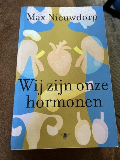 Boek Wij zijn onze hormonen, Ophalen of Verzenden, Zo goed als nieuw