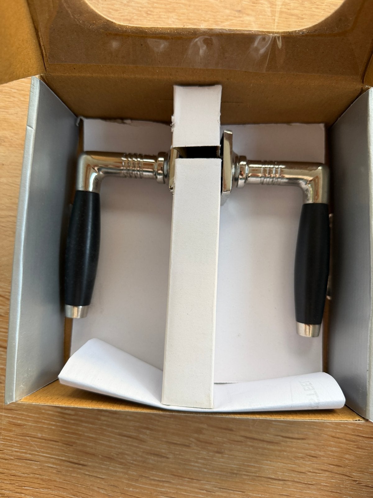 Deurkruk Ton Basic Nikkel/Zwart - Nieuw in doos, Ophalen, Nieuw, Overige materialen, Klink of Kruk