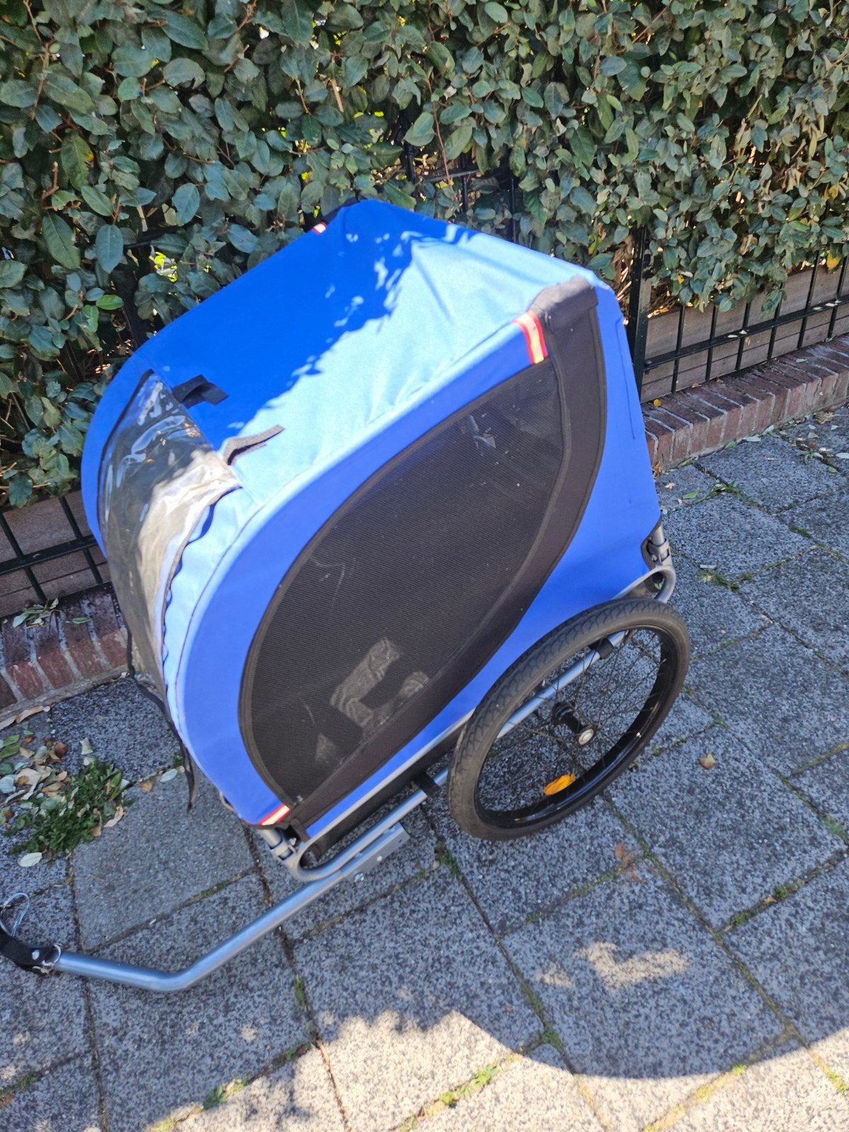 Blauwe hondenfietskar - ongebruikt., Fietsen en Brommers, Fietsaccessoires | Aanhangers en Karren, Ophalen, Zo goed als nieuw