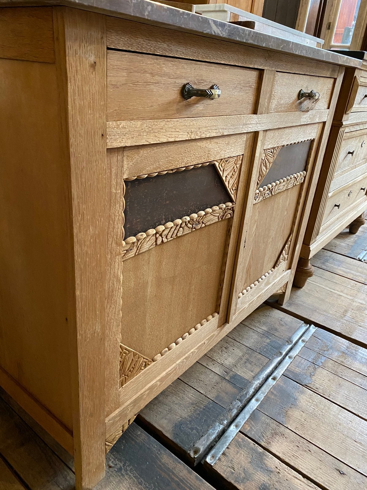Charmant Frans commode kastje met marmer, Ophalen, Gebruikt, 25 tot 50 cm, 100 tot 150 cm