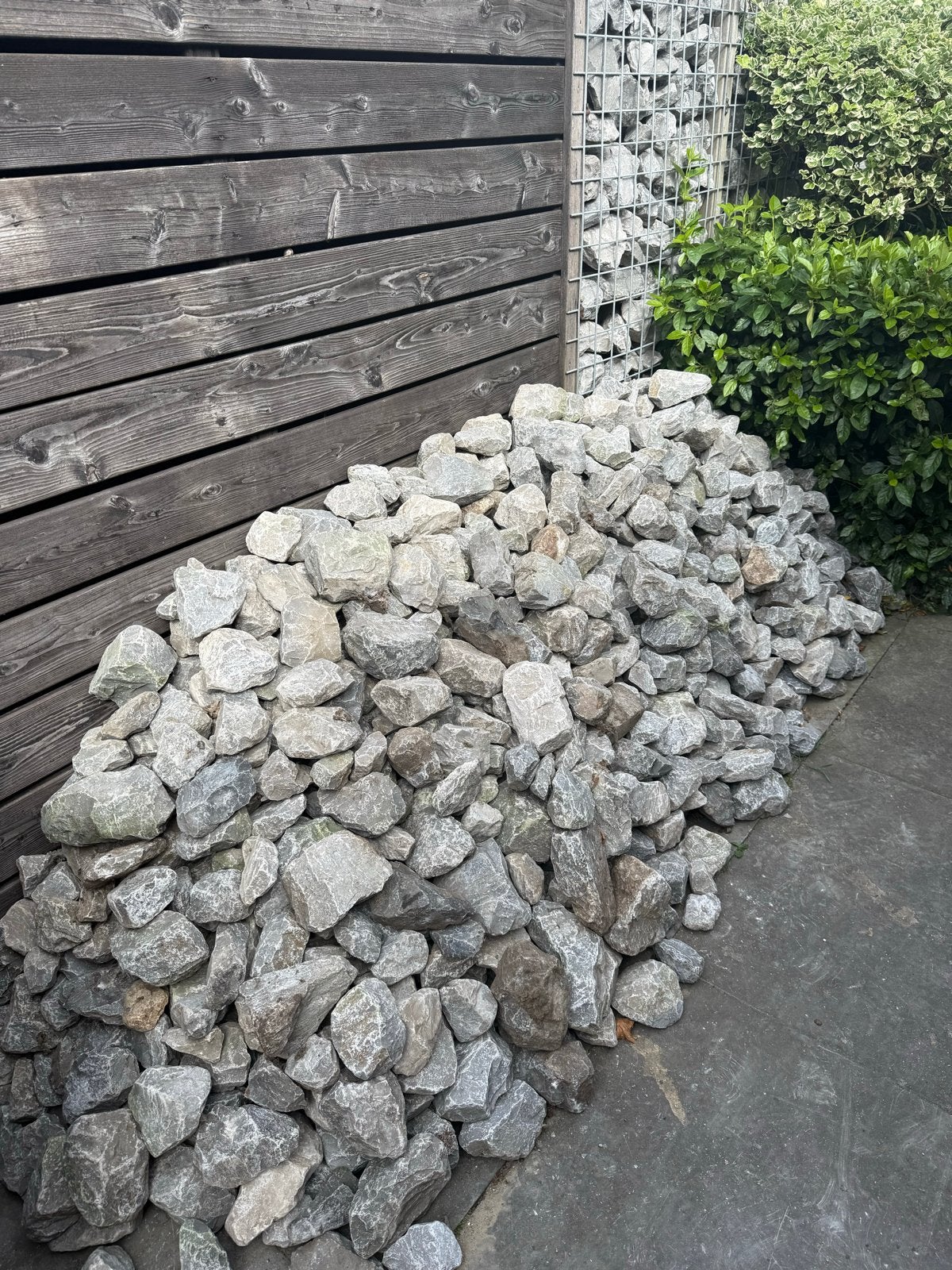 Grote partij grijze rotsen/keien voor tuin, Tuin en Terras, Grind, Keien en Split, Ophalen, Gebruikt, Grijs, Kei
