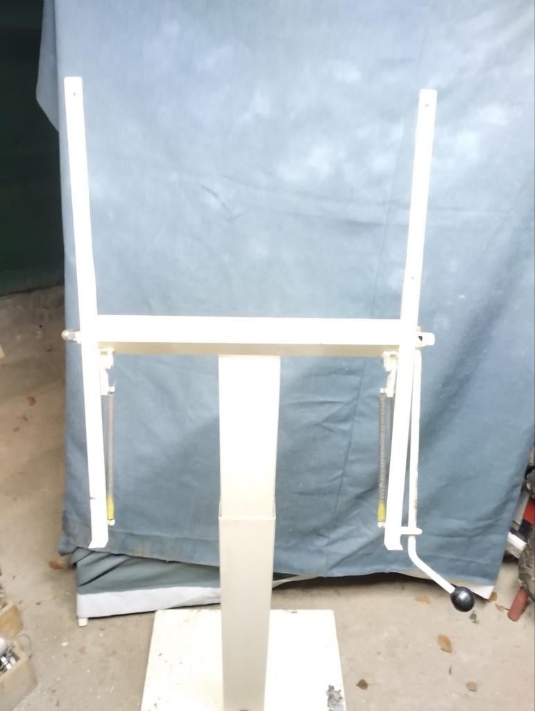 Tekentafel ( verstelbaar), Ophalen, Minder dan 130 cm