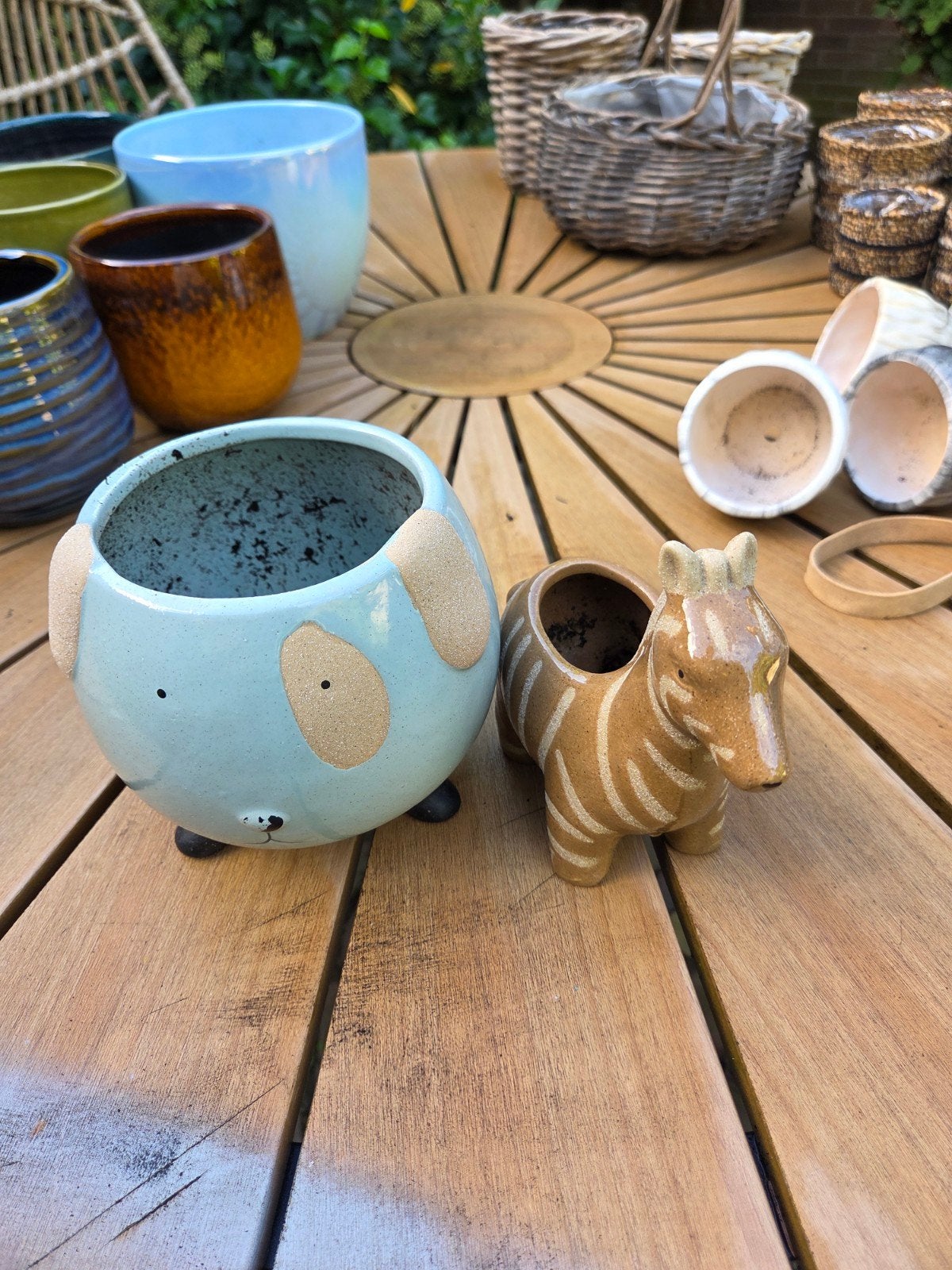 Leuke plantenpotten: hond en zebra (10 en 5 cm), Ophalen, Gebruikt, Binnen, Overige vormen