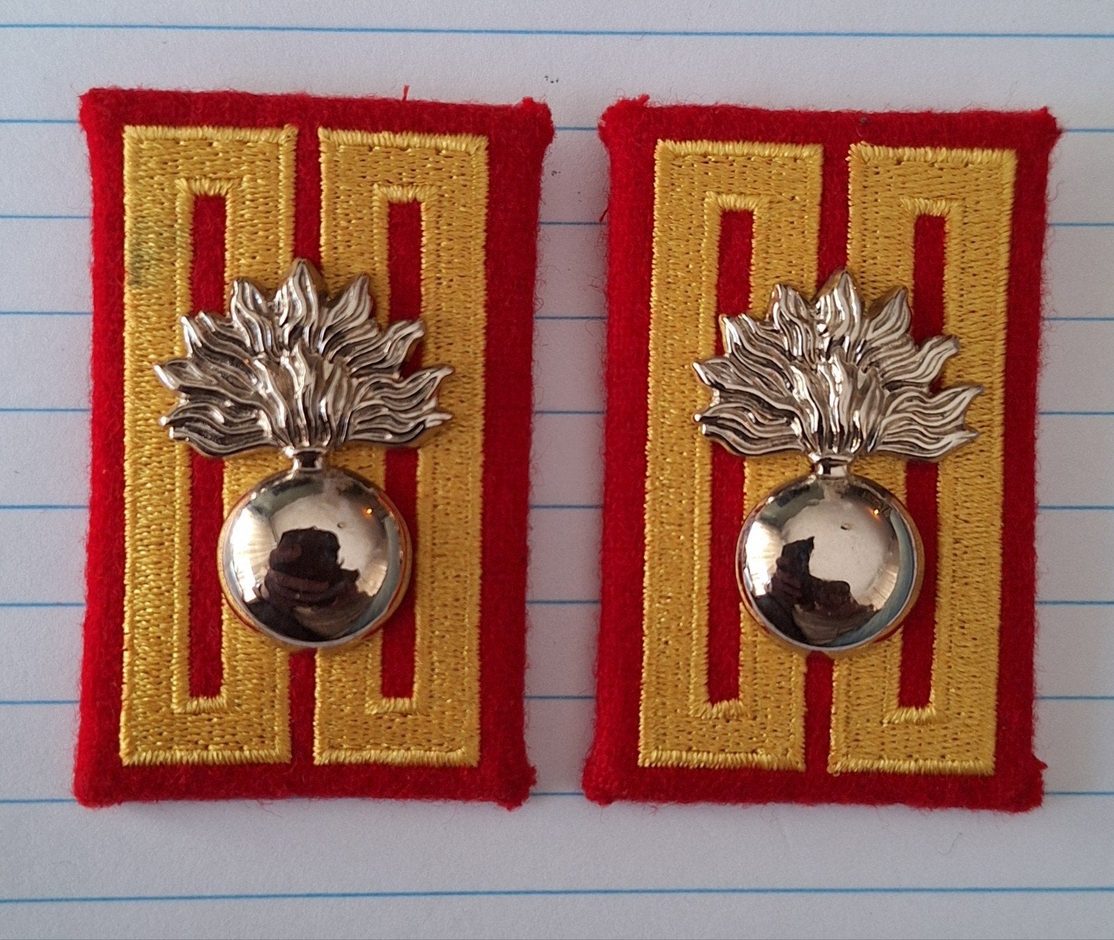 kraagspiegels Grenadiers, Ophalen of Verzenden, Landmacht, Nederland, Embleem of Badge