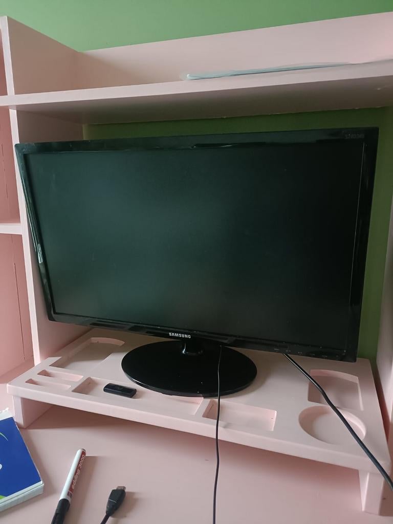 Samsung S24D340 - 24 inch Full HD monitor, Ophalen, Samsung, Gebruikt, LED