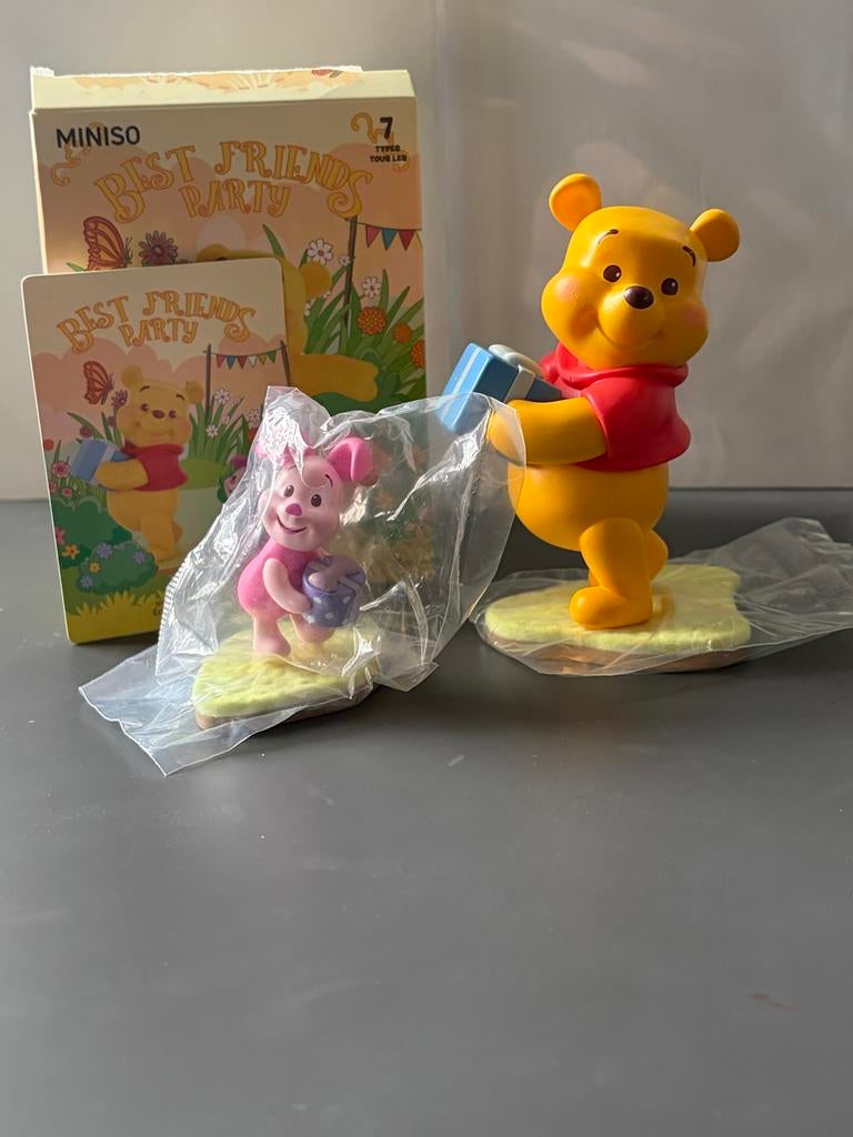 MINISO Winnie de Poeh best friends party nieuw, Verzamelen, Poppetjes en Figuurtjes, Ophalen of Verzenden, Nieuw