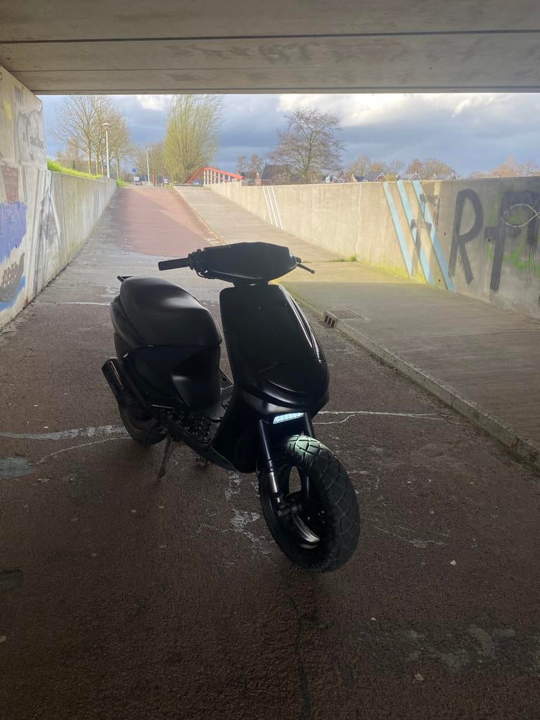 Vivacity 50cc zonder kenteken, Fietsen en Brommers, Snorfietsen en Snorscooters, Ophalen, Gebruikt, Tweetakt, Peugeot