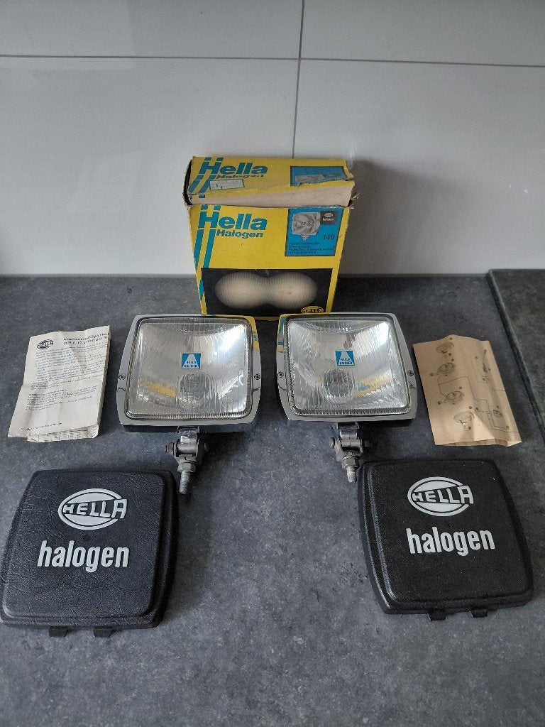 Set Hella 149 Verstralers + Covers Oldtimer Mercedes BMW VW, Auto-onderdelen, Verzenden, Nieuw, BMW