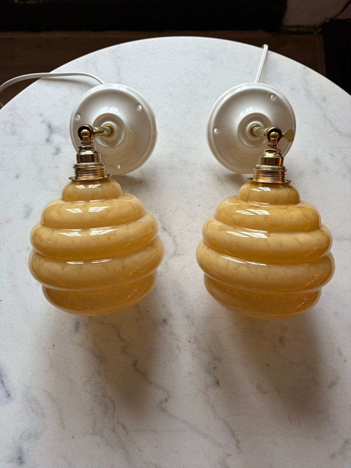 Set 2 vintage gele wandlampen clichy glas glazen lamp kap, Ophalen of Verzenden, Zo goed als nieuw, Glas