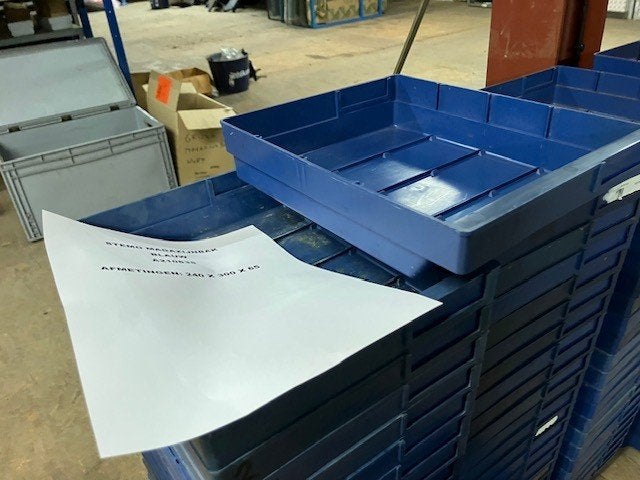 magazijnbakken, Doe-het-zelf en Verbouw, Kratten en Dozen, Gebruikt, Minder dan 50 cm, Ophalen of Verzenden, Minder dan 40 cm