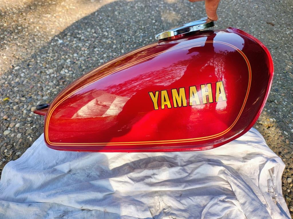 Yamaha RS/RD 200 Benzinetank - Rood, Motoren, Onderdelen | Yamaha, Ophalen of Verzenden, Gebruikt