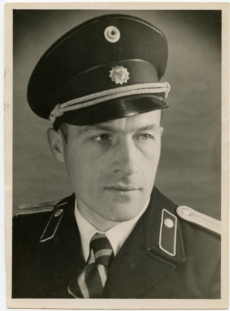 Originele Foto Volkspolizei DDR VOPO, Verzenden, Overige soorten, Duitsland, Foto of Poster