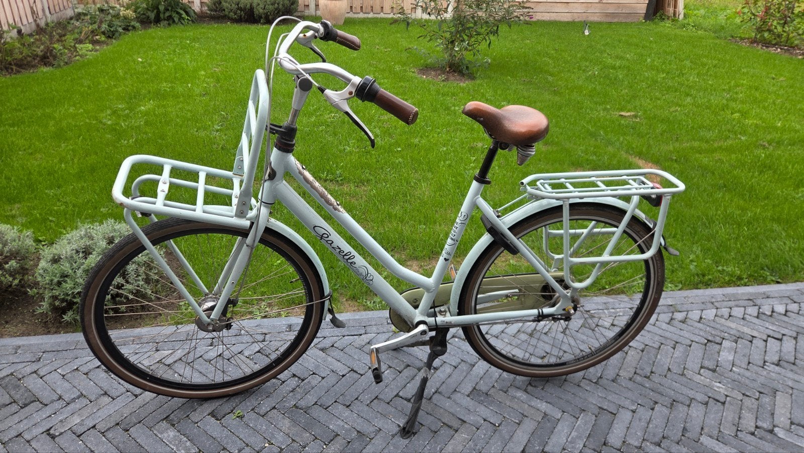 Gazelle fiets met voordrager en 3 versnellingen, Ophalen, Terugtraprem, Versnellingen, Gazelle