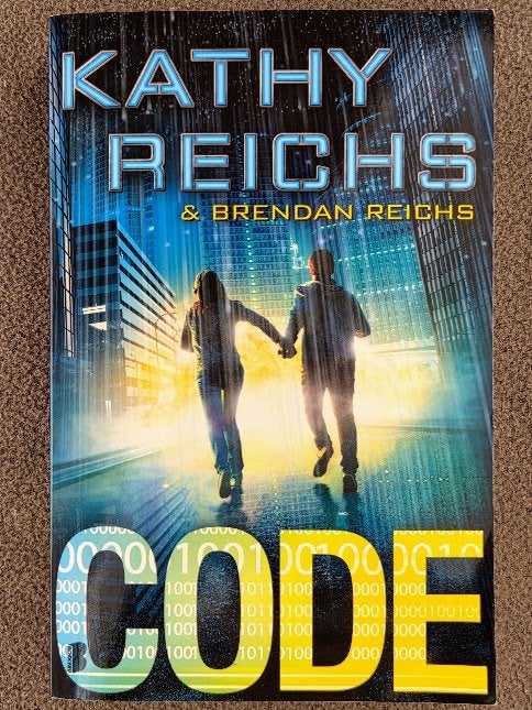 Code  - Kathy & Brendan Reichs, Gelezen, Ophalen of Verzenden, Kathy & Brendan Reichs, Amerika