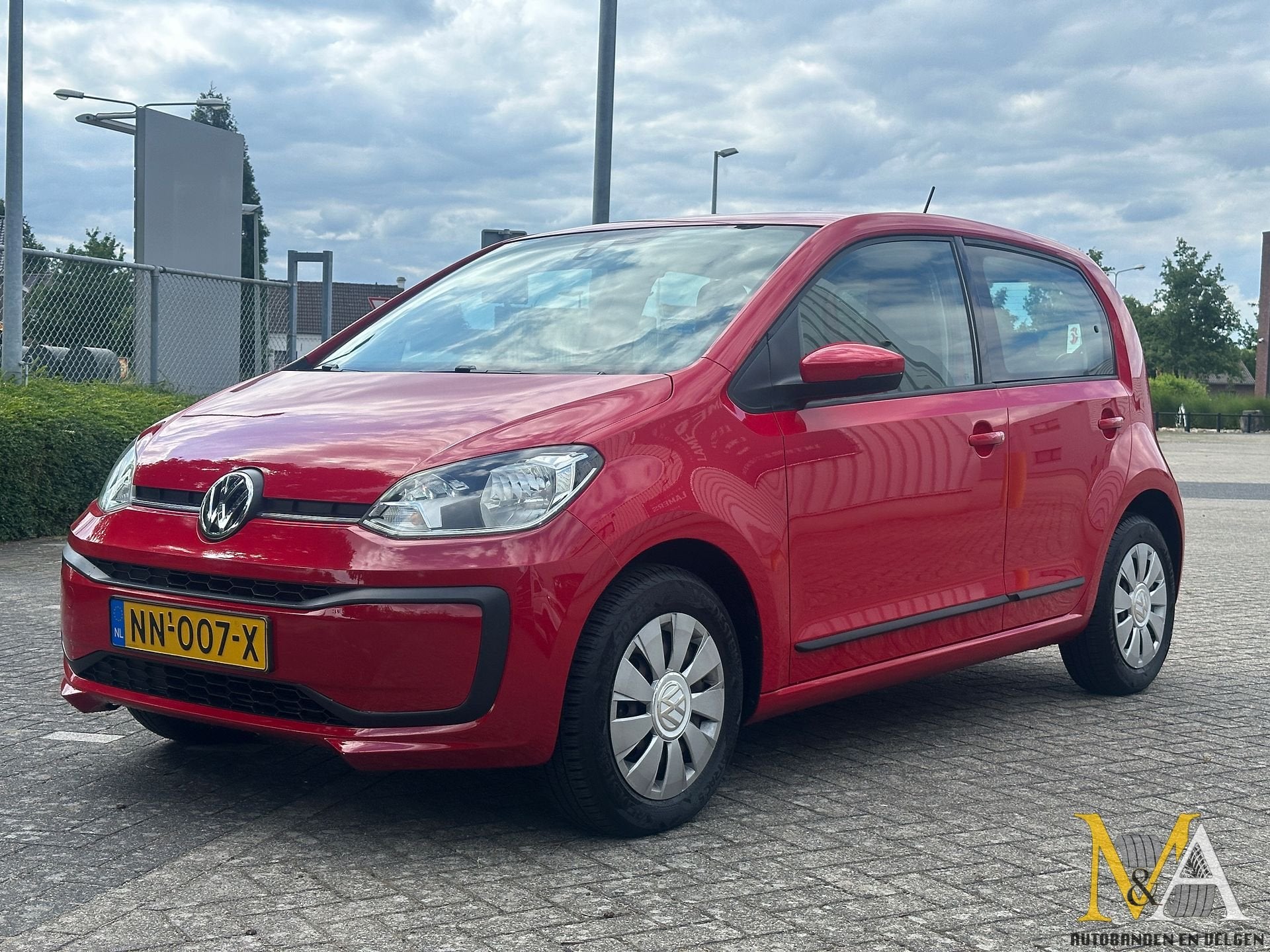 Volkswagen up!  1.0 MPI NW APK EURO6, Bedrijf, Handgeschakeld, Start-stop-systeem, 23 €/maand