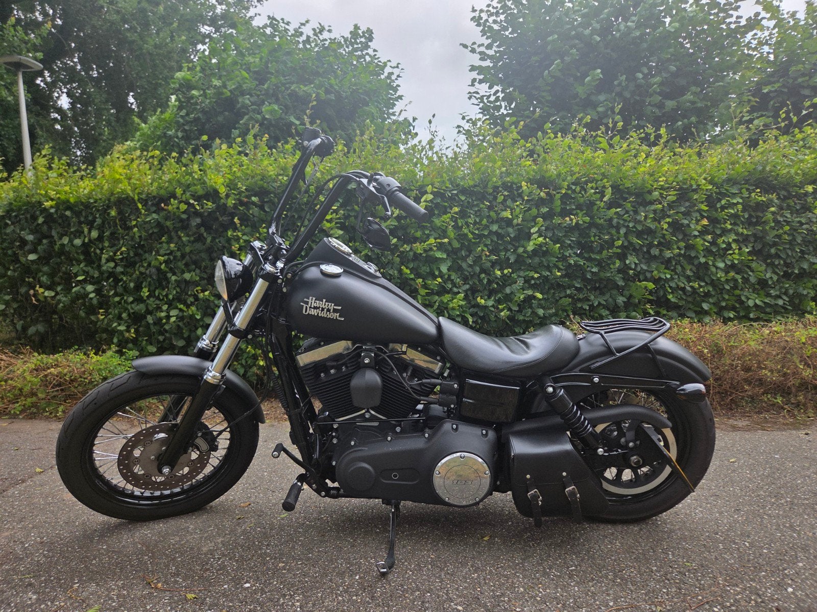 Harley-Davidson Street Bob FXDB 103CI - Mat Zwart, Motoren, 1688 cc, 2 cilinders, Sportuitlaat, Gebruikt
