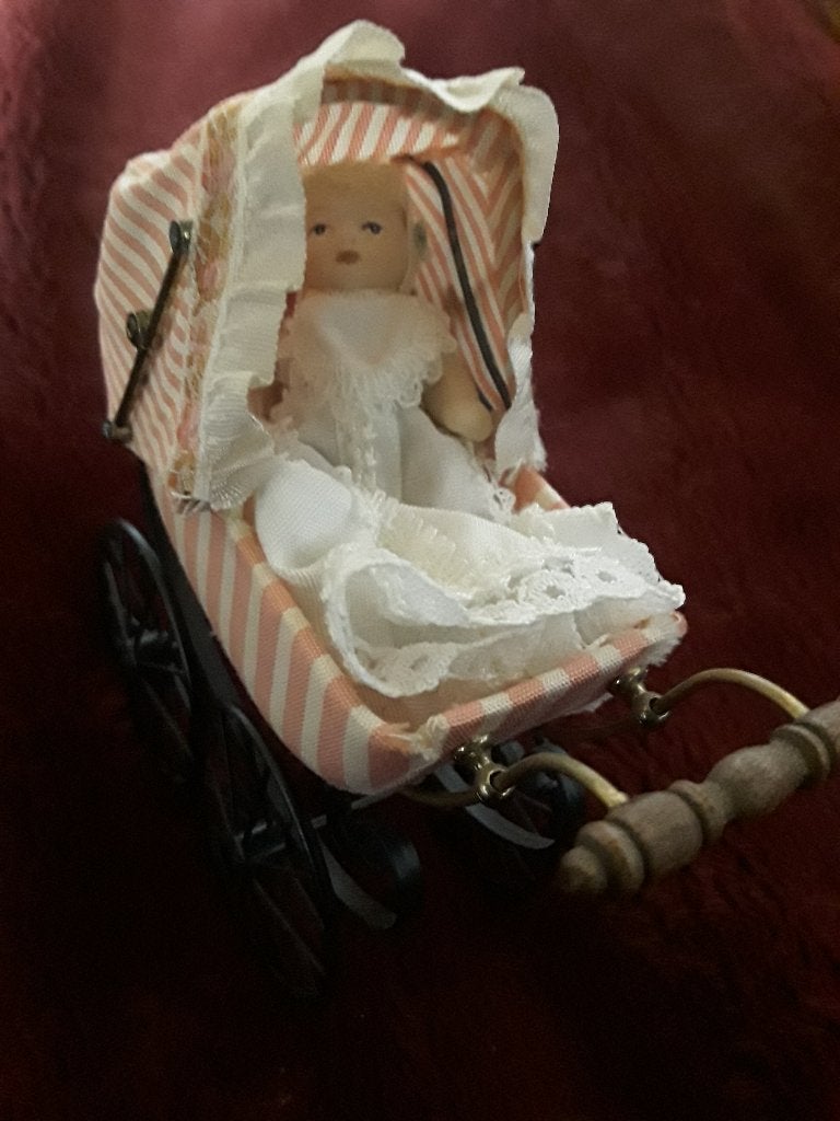 Bodo Hennig kinderwagen ., Ophalen of Verzenden, Zo goed als nieuw, Poppenhuis