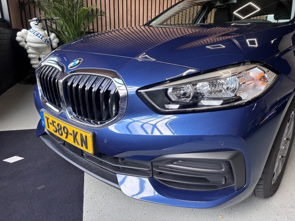 Bmw 1-serie 118i Intro | Dealer onderhouden | CARPLAY, 136 pk, Gebruikt, Blauw, Origineel Nederlands